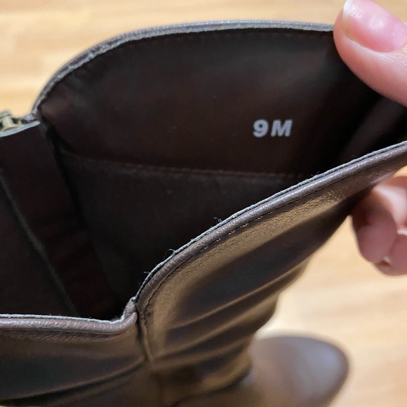 Easy Street Mara Slouch Boots - Picture 5 of 9